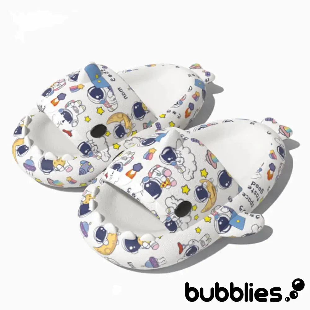 Sharkies™ Shark Slides - Astro White / 3 - 4 men / 4.5 - 5.5 women / 35 - 36 EU Shark Slides Bubblies